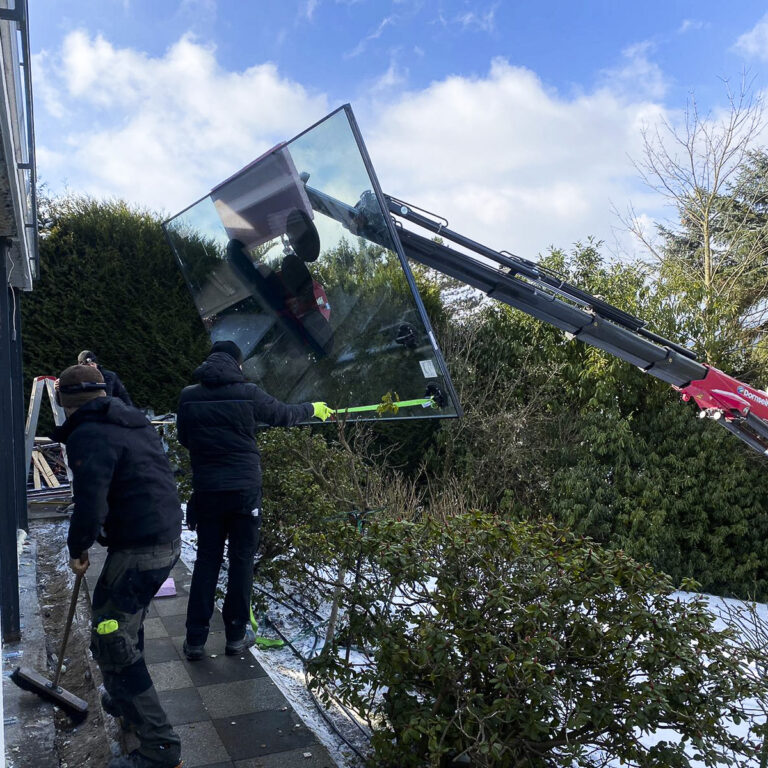 Arbeitsbühnen Dornseiff Glasscheibe Heben Montieren Hessen Taunus Innenverglasung Minikran (9 Von 10)
