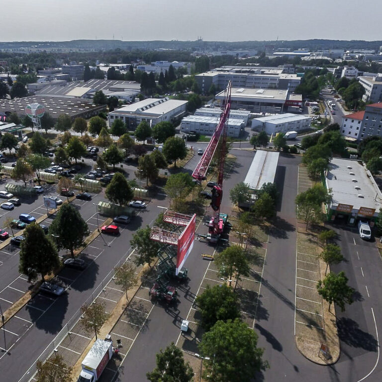 Dornseiff Krane Olpe Arbeitsbühnen Werbedreh Deutsche Bahn Köln A4 Liebherr Mk 88 Scherenarbeitsbühnen (1 Von 3)