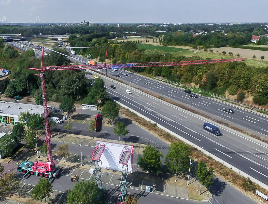 Dornseiff Krane Olpe Arbeitsbühnen Werbedreh Deutsche Bahn Köln A4 Liebherr Mk 88 Scherenarbeitsbühnen (3 Von 3)
