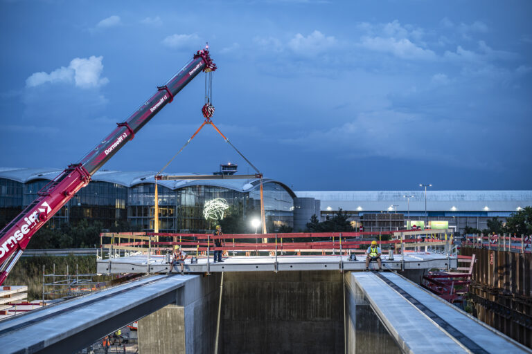 Max Bögl Firmengruppe Brückenbau Frankfurt Flughafen Kelsterbach